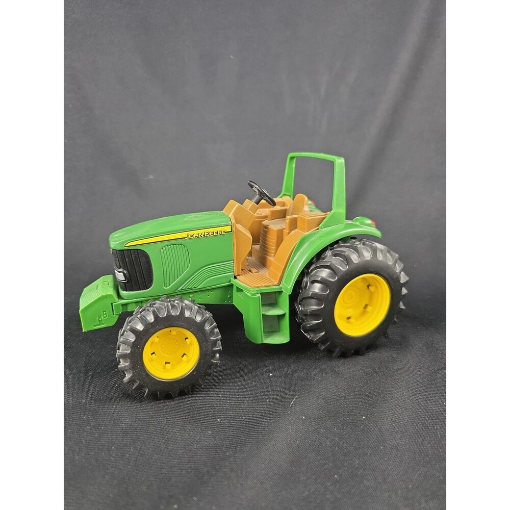 Ertl Tomy John Deere G0212WY00 Toy Tractor - 7" Metal And Plastic EUC
